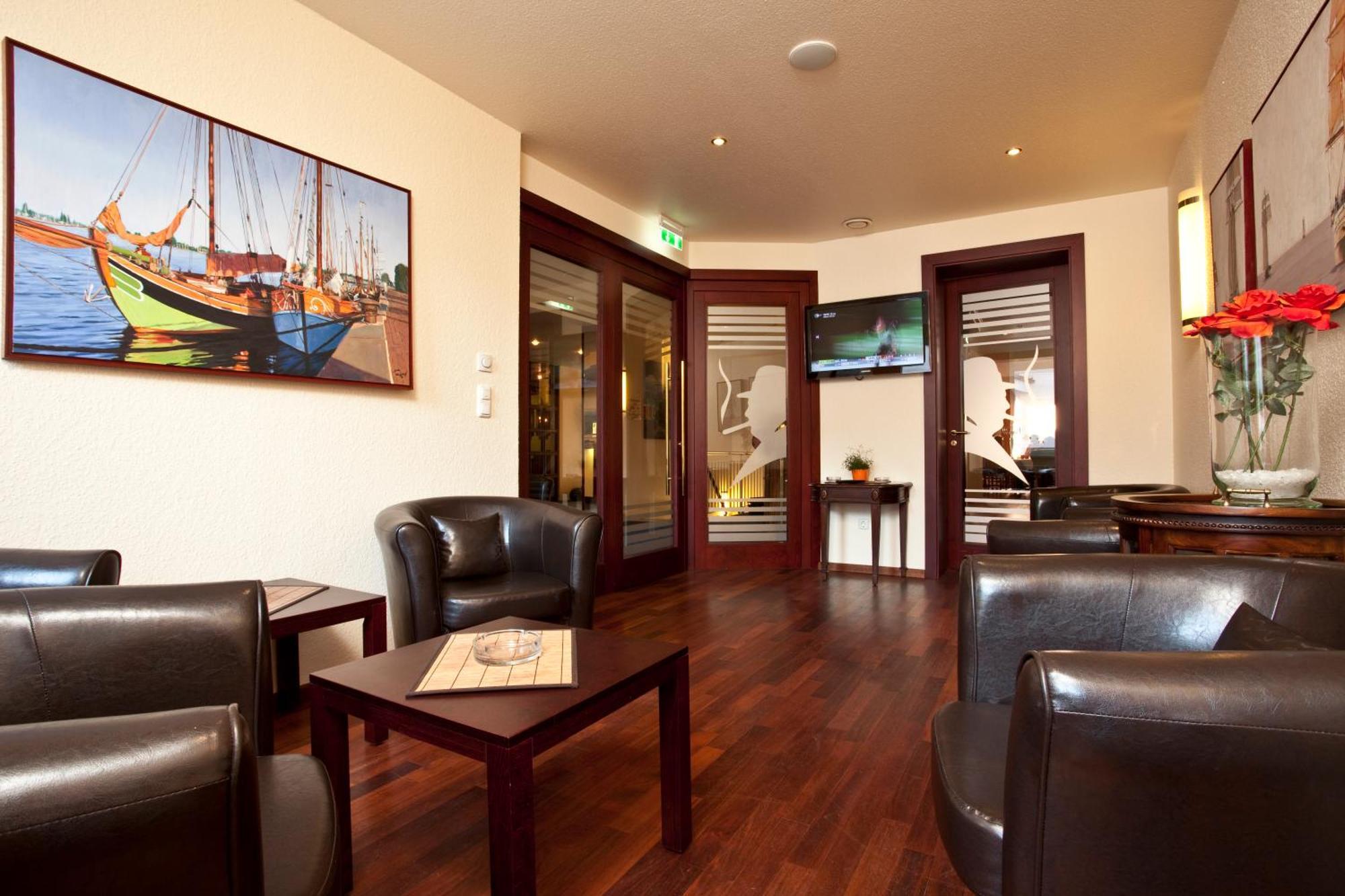 Sure Hotel By Best Western Wilhelmshaven City Exterior foto